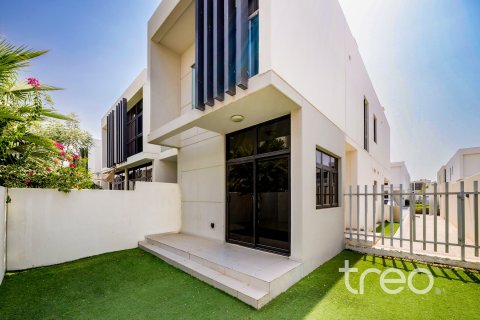 Kuća u nizu u gradu Dubai, UAE 3 spavaće sobe, 166.48 m2 Br. 753716 - Slika 2