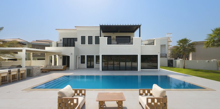Villa i Jumeirah Golf Estates, Dubai, UAE 6 soveværelser, 975.48 kvm № 762793