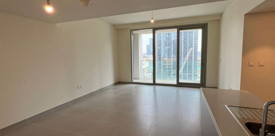 Apartment in Dubai, UAE 3 bedrooms, 142.4 sq.m. № 601451