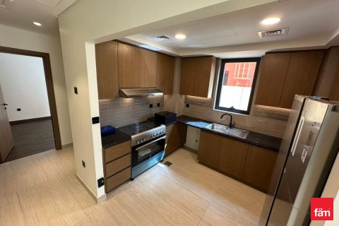 Kaupunkipientalo Dubai, Arabiemiraatit 5 makuuhuonetta, 219.6 m2 № 719051 - kuva 17