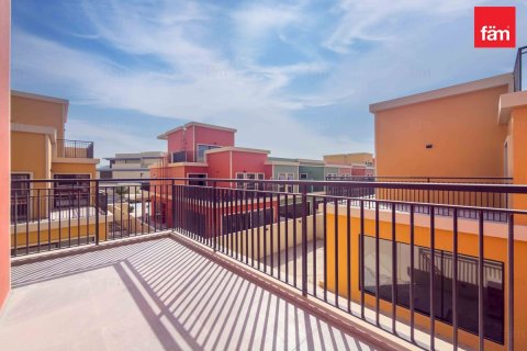 Dubai, BAE’de kiralık sıra ev 5 yatak odası, 219.6 m² No 719051 - fotoğraf 2