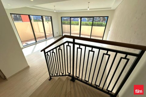 Kaupunkipientalo Dubai, Arabiemiraatit 5 makuuhuonetta, 219.6 m2 № 719051 - kuva 13