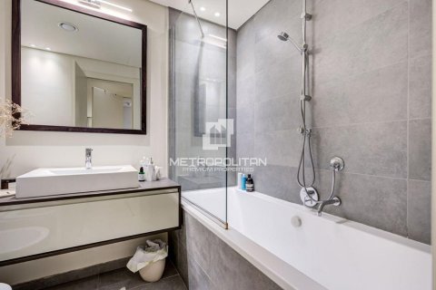 Apartment in Jumeirah Village Circle, Dubai, UAE 1 bedroom, 92 sq.m. № 664535 - photo 11