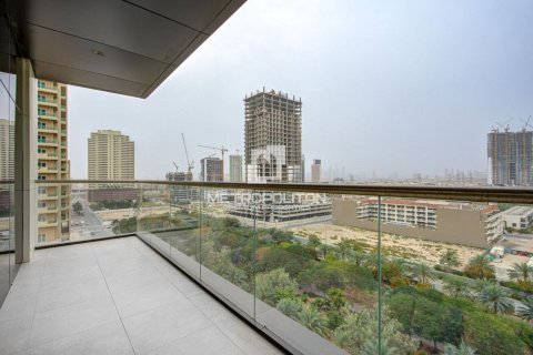 Apartment in Jumeirah Village Circle, Dubai, UAE 1 bedroom, 92 sq.m. № 664535 - photo 2
