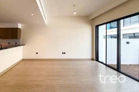 Rijtjeshuis te koop in Damac Lagoons, Dubai, VAE 4 slaapkamers, 204.39 vr.m., nr 753706 - foto 2