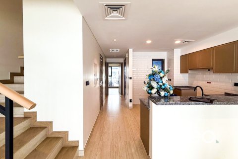 Rijtjeshuis te koop in Damac Lagoons, Dubai, VAE 4 slaapkamers, 204.39 vr.m., nr 753706 - foto 4