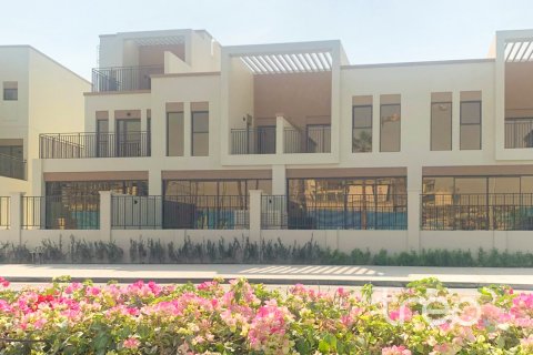 Rijtjeshuis te koop in Damac Lagoons, Dubai, VAE 3 slaapkamers, 197.88 vr.m., nr 753710 - foto 1