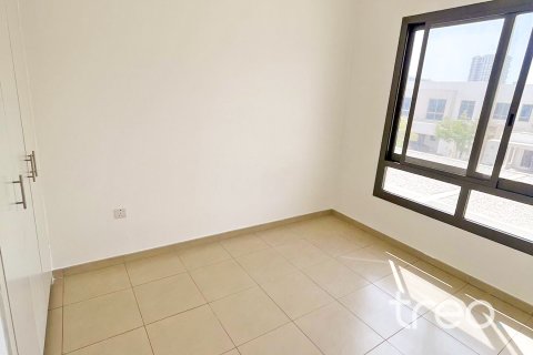 Villa à vendre à  Town Square, Dubai, EAU 3 chambres, 17.37 m2 № 753709 - photo 8