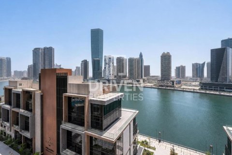 Lakás itt: Business Bay, Dubai, EAE, 2 hálószoba, 121.33 m², azonosító: 745311