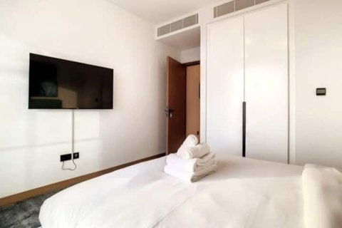 Lägenhet till försäljning i Dubai Marina, Dubai, UAE 2 sovrum, 101.73 kvm Nr. 749391 - fotografi 14