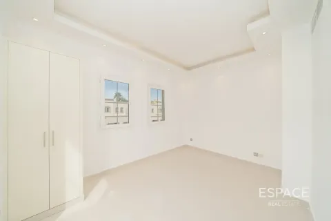 Villa in The Springs, Dubai, UAE 2 bedrooms, 167 sq.m. № 738130 - photo 8