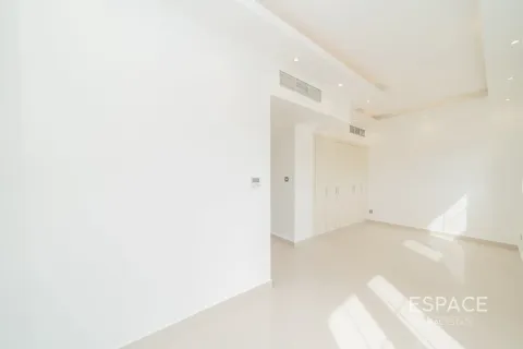 Villa in The Springs, Dubai, UAE 2 bedrooms, 167 sq.m. № 738130 - photo 4