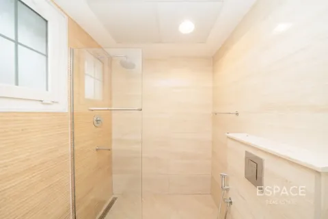 Villa in The Springs, Dubai, UAE 2 bedrooms, 167 sq.m. № 738130 - photo 6