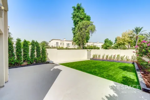 Villa in The Springs, Dubai, UAE 3 bedrooms, 209 sq.m. № 738131 - photo 17