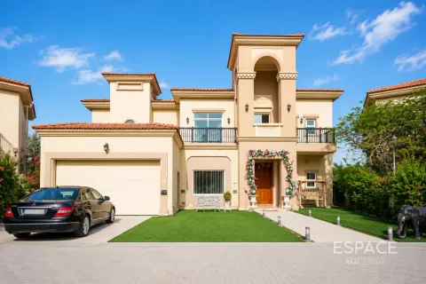 Villa in Jumeirah Islands, Dubai, UAE 4 bedrooms, 491 sq.m. № 738129 - photo 18