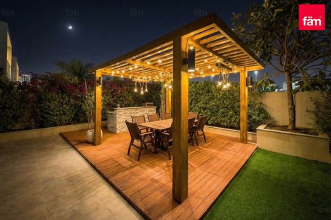 Зняти в оренду віллу в Дубай Хилс Эстейт, ОАЕ 3 спальні, 448.7м2, № 696768 - фото 12