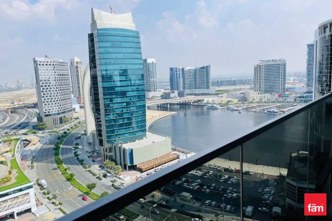 Appartamento in affitto a Business Bay, Dubai, EAU 2 camere da letto, 89.8 mq. № 696742 - foto 5