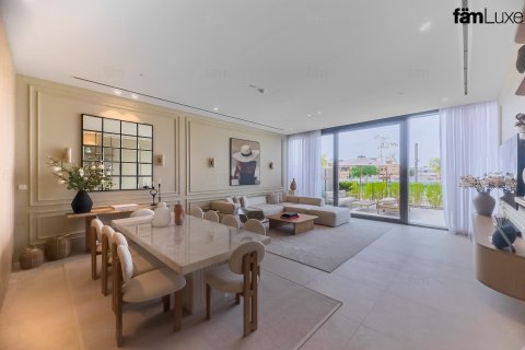 Пәтер Дубай, БАӘ-да 3 жатын бөлмелер, 268.2 м² № 696766 - фото 2