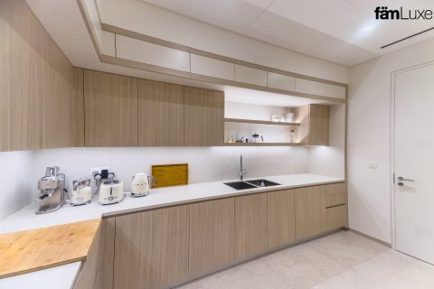 Пәтер Дубай, БАӘ-да 3 жатын бөлмелер, 268.2 м² № 696766 - фото 9