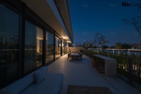 Пәтер Дубай, БАӘ-да 3 жатын бөлмелер, 268.2 м² № 696766 - фото 19