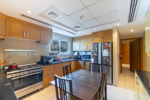 Jumeirah Islands, Dubai, BAE’de satılık villa 5 yatak odası, 436 m&sup2; No 695945 - fotoğraf 23