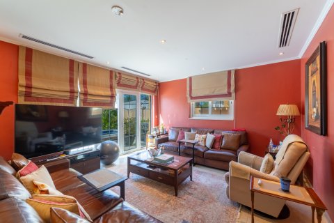 Jumeirah Islands, Dubai, BAE’de satılık villa 5 yatak odası, 436 m&sup2; No 695945 - fotoğraf 8