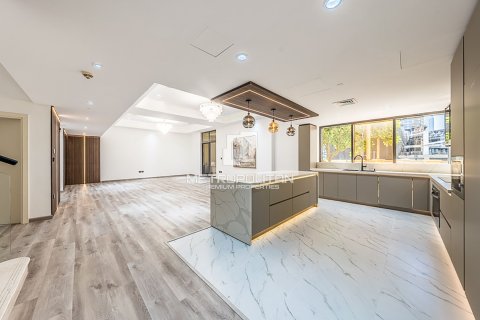 דירה למכירה ב Jumeirah Beach Residence, Dubai, איחוד האמירויות 3 חדרי שינה, 322 מ"ר, מספר 664797 - תמונה 9