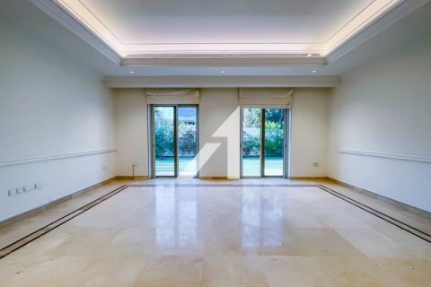 Vila di Dubai, UAE 4 bilik tidur, 700 meter persegi № 600432 - foto 3