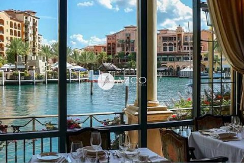 Shtëpi në qytet në Dubai, Emiratet e Bashkuara Arabe 5 dhoma gjumi, 316.5 m2. № 584014 - Foto 9