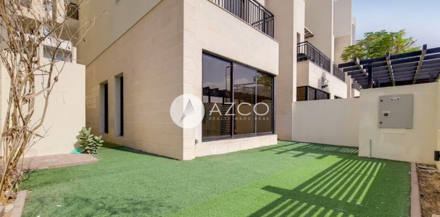 טאונהאוס ב Jumeirah Village Circle, Dubai, איחוד האמירויות 3 חדרי שינה, 198.3 מ"ר מספר 584015