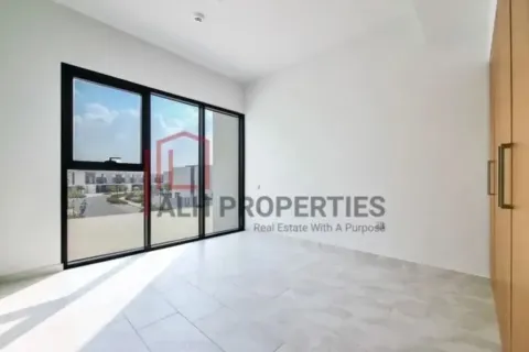 Kaupunkipientalo Dubai Land, Dubai, Arabiemiraatit 4 makuuhuonetta, 245 m2 № 690318 - kuva 11