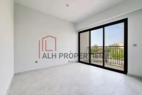 Kaupunkipientalo Dubai Land, Dubai, Arabiemiraatit 4 makuuhuonetta, 245 m2 № 690318 - kuva 6