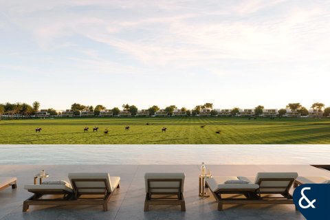 Villa en venta en Dubai Investment Park, Dubai, EAU 5 dormitorios, 458 m2 № 666693 - foto 7