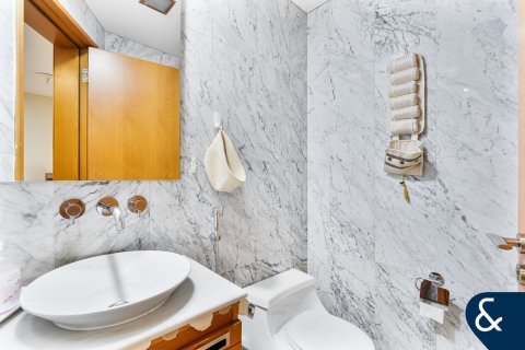 Apartamento para venda em Jumeirah Lake Towers, Dubai, EAU 2 quartos, 189 m2 № 666696 - foto 15