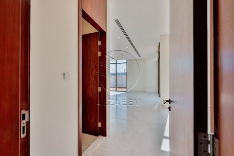 Villa in affitto a Abu Dhabi, EAU 6 camere da letto, 1726 mq. № 615524 - foto 4