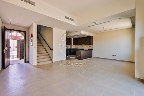 Townhouse in Khalifa City, Abu Dhabi, UAE 2 bedrooms, 123 sq.m. № 615521 - photo 2