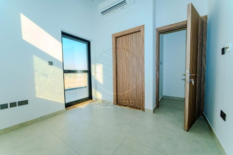 Vila v Al Shamkha, Abu Dhabi, SAE 4 ložnice, 510 m² Č.: 615525 - fotografie 14