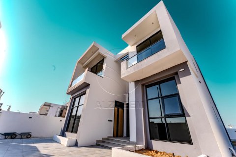 Vila v Al Shamkha, Abu Dhabi, SAE 4 ložnice, 510 m² Č.: 615525 - fotografie 1
