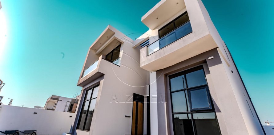 Vila v Al Shamkha, Abu Dhabi, SAE 4 ložnice, 510 m² Č.: 615525