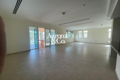 Villa itt: Jumeirah Park, Dubai, EAE, 4 hálószoba, 442 m², azonosító: 705278 - fénykép 5