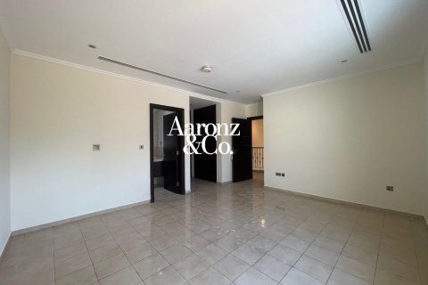 Villa itt: Jumeirah Park, Dubai, EAE, 4 hálószoba, 442 m², azonosító: 705278 - fénykép 6