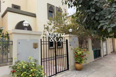 Villa itt: Jumeirah Park, Dubai, EAE, 4 hálószoba, 442 m², azonosító: 705278 - fénykép 24