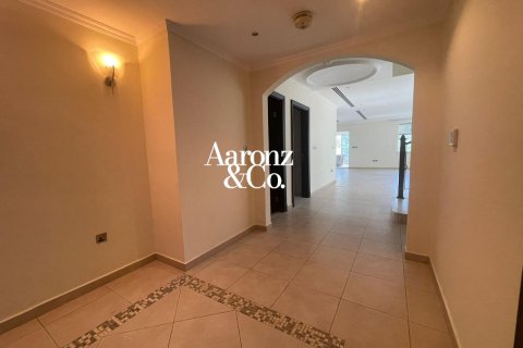Villa itt: Jumeirah Park, Dubai, EAE, 4 hálószoba, 442 m², azonosító: 705278 - fénykép 14