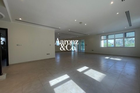 Villa itt: Jumeirah Park, Dubai, EAE, 4 hálószoba, 442 m², azonosító: 705278 - fénykép 8