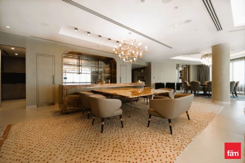 דירה למכירה ב Palm Jumeirah, Dubai, איחוד האמירויות  4 חדרי שינה, 681.7 מ"ר, מספר 646811 - תמונה 8