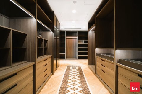 דירה למכירה ב Palm Jumeirah, Dubai, איחוד האמירויות  4 חדרי שינה, 681.7 מ"ר, מספר 646811 - תמונה 15