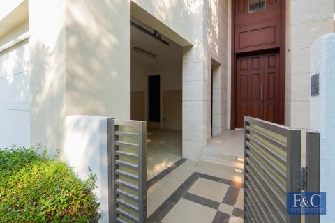 Mohammed Bin Rashid City, Dubai, संयुक्त अरब अमीरात में विला, 5 बेडरूम, 702 वर्ग मीटर, संख्या 704692 - फ़ोटो 24