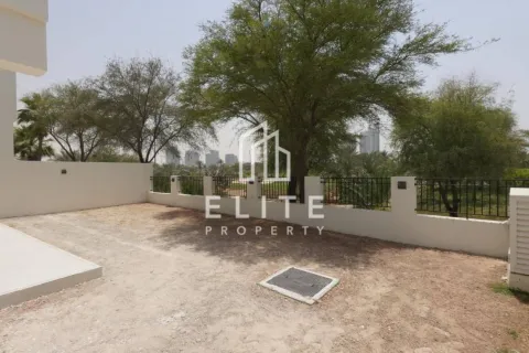 Stadthaus zur Miete in DAMAC Hills (Akoya by DAMAC), Dubai, VAE 6 Schlafzimmer, 340 m2 Nr. 686341 - Foto 14