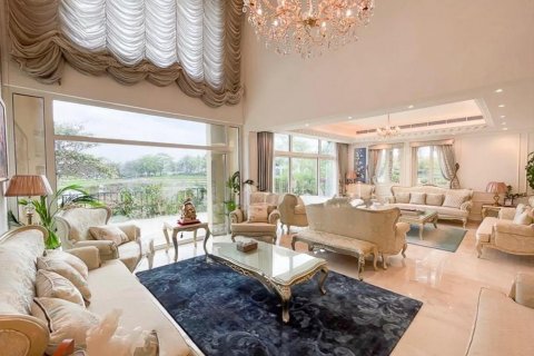 Vila v Jumeirah Islands, Dubai, SAE 4 ložnice, 819 m² Č.: 613995 - fotografie 2