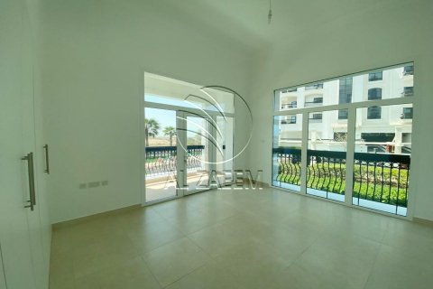 Apartment on the Yas Island, Abu Dhabi, UAE 2 bedrooms, 137 sq.m. № 615569 - photo 4